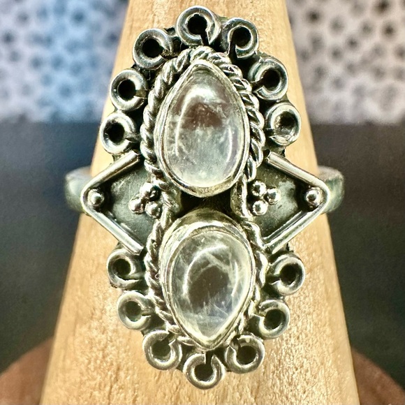 NWT Sterling Silver Double Moonstone Ring Intricate Silver Work Setting - Picture 2 of 8